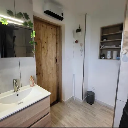 Holiday home Au Rucher Fressin